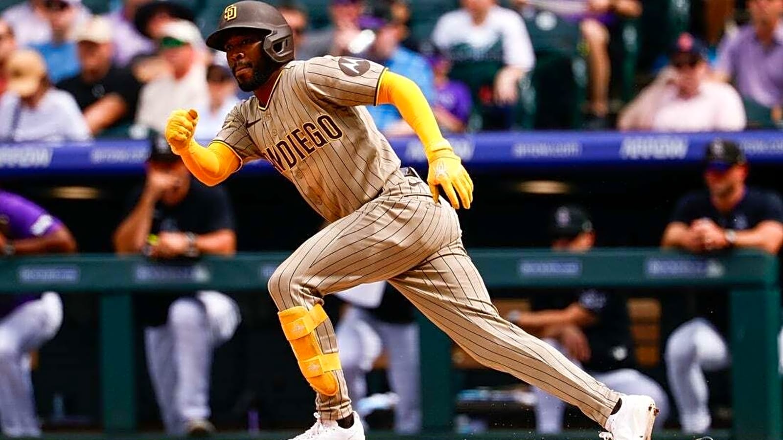 Surging Padres look to continue roll vs. Marlins