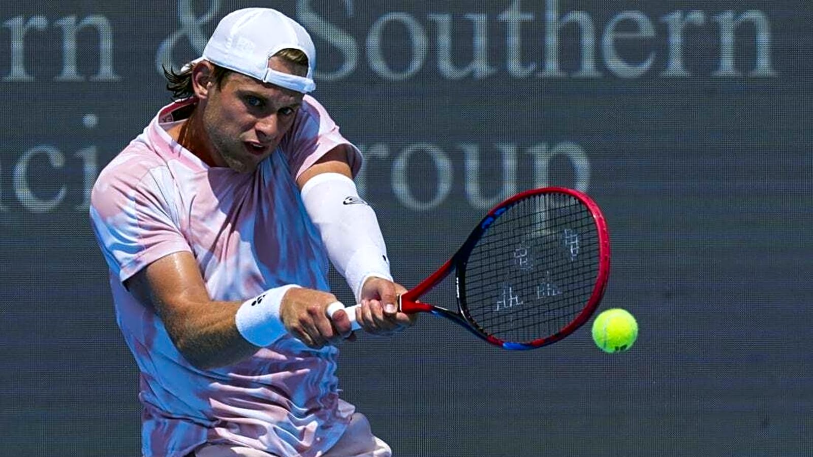 Belgium sweeps France to kick off Davis Cup quarterfinals