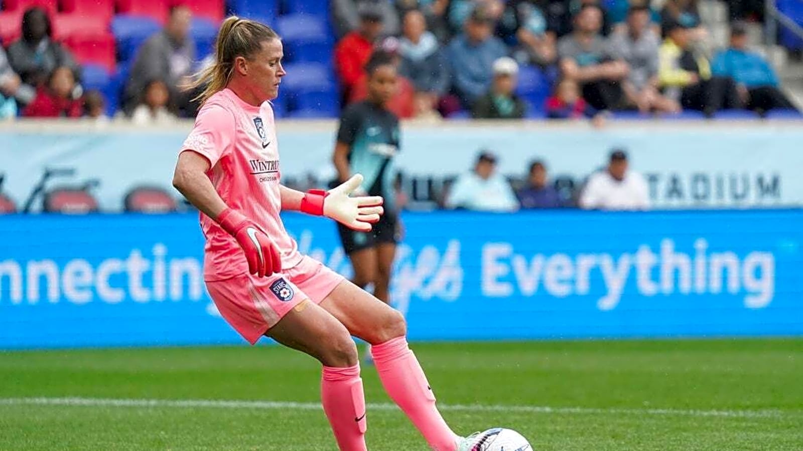 Stars keeper Alyssa Naeher preserves draw vs. Gotham