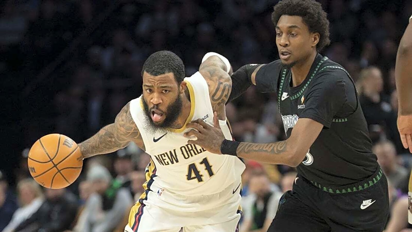 New Orleans rallies to beat Minnesota, end skid