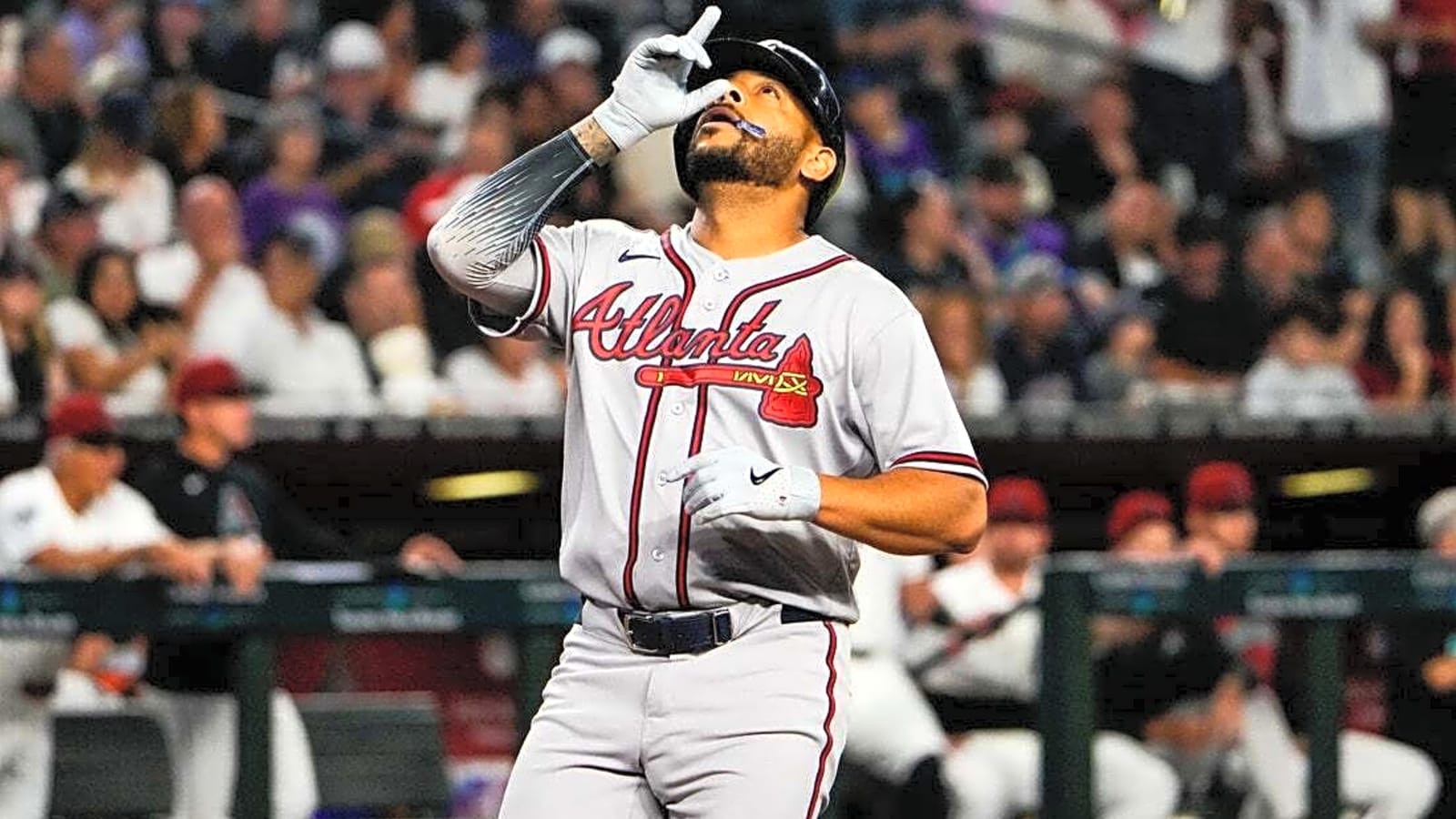 Braves belt 4 homers in rout of Diamondbacks