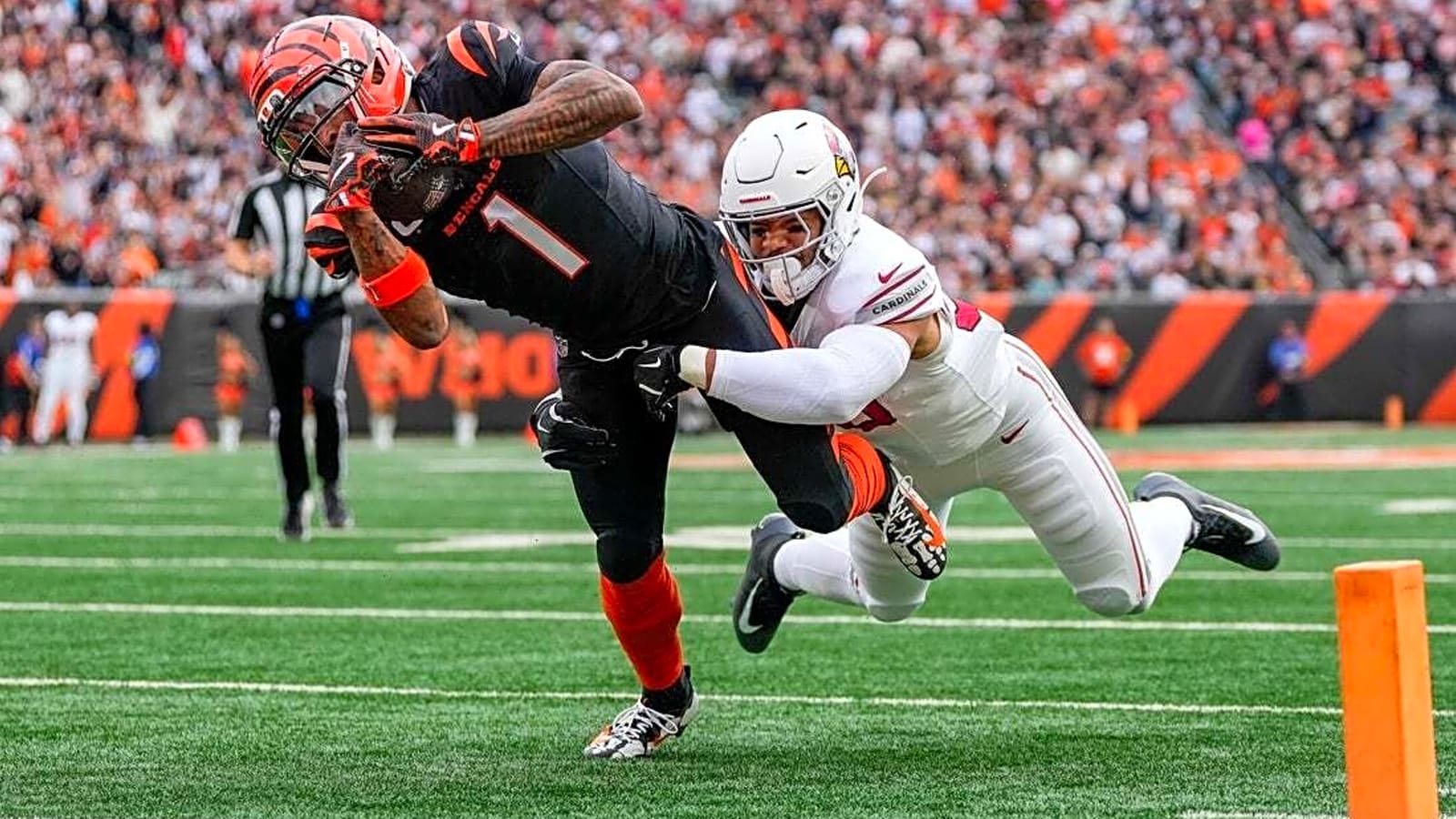 Ja'Marr Chase ends TD slump as Bengals rout Cardinals