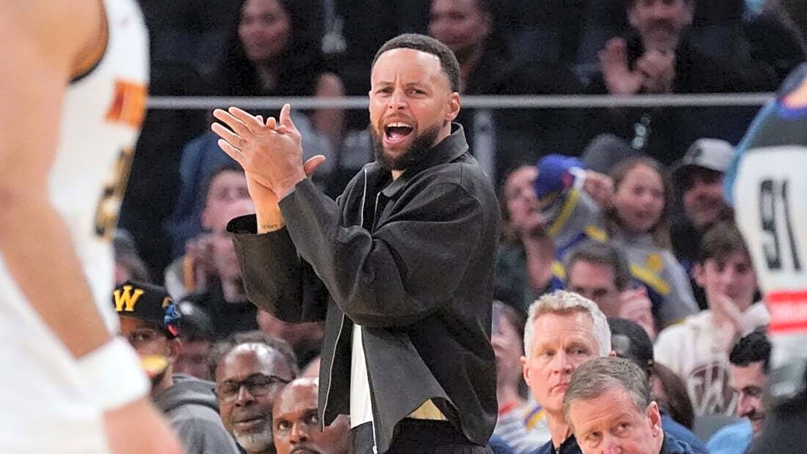 Warriors star Steph Curry out at least 5 more games with knee injury