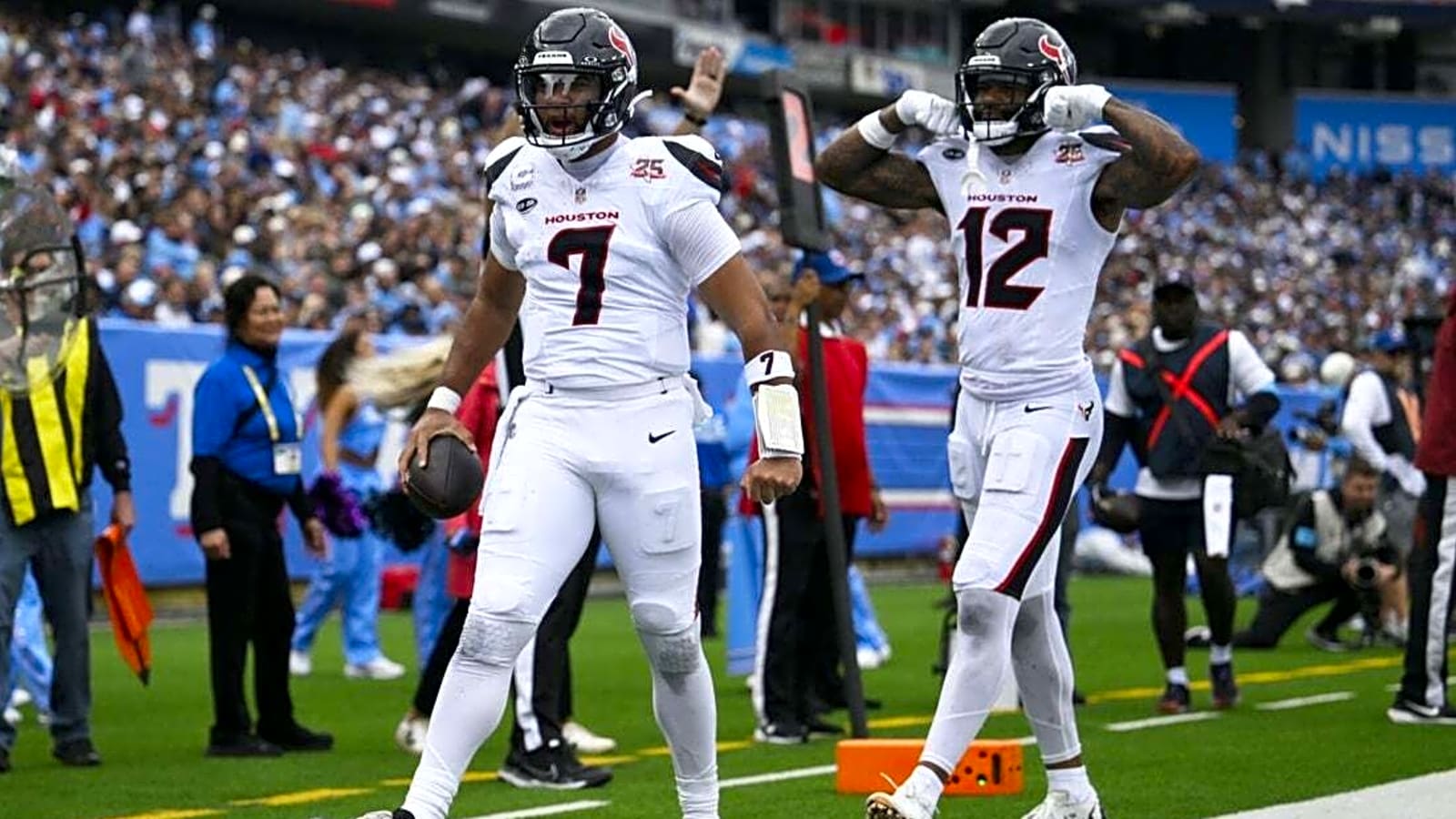 Texans take down Titans for first win of 2026