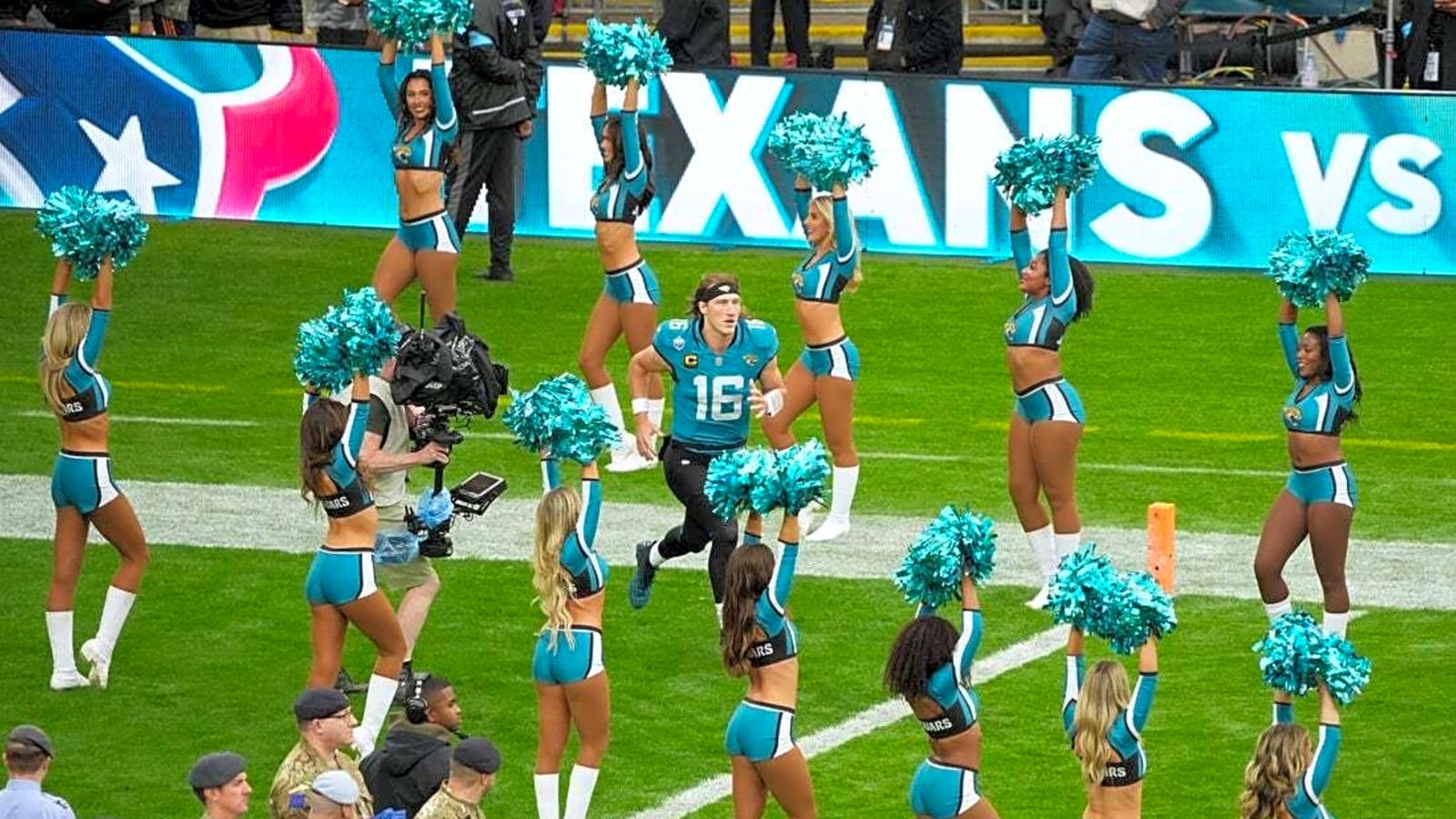 Ka'imi Fairbairn kicks Texans past Jaguars in London