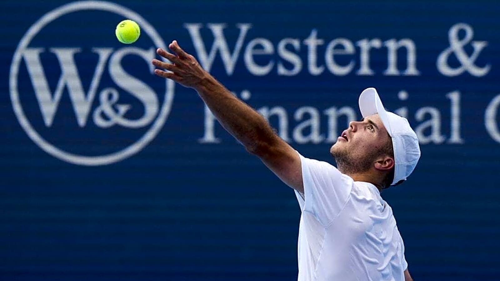 Qualifier Arthur Fery upsets No. 20 Flavio Cobolli in Aussie opening round