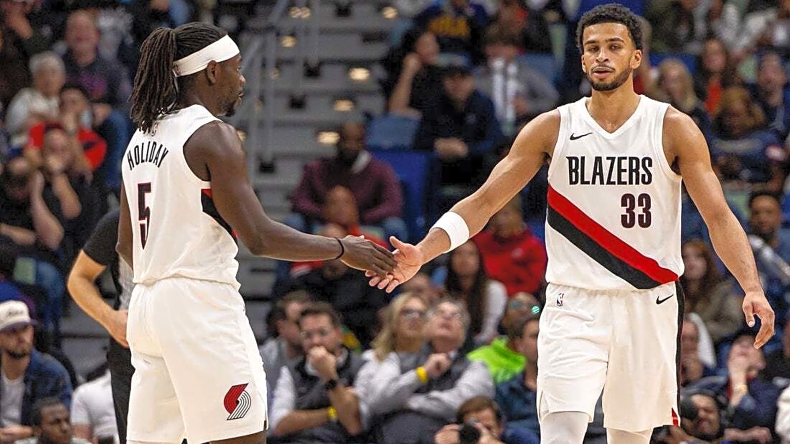 Blazers conclude road trip against struggling Mavericks