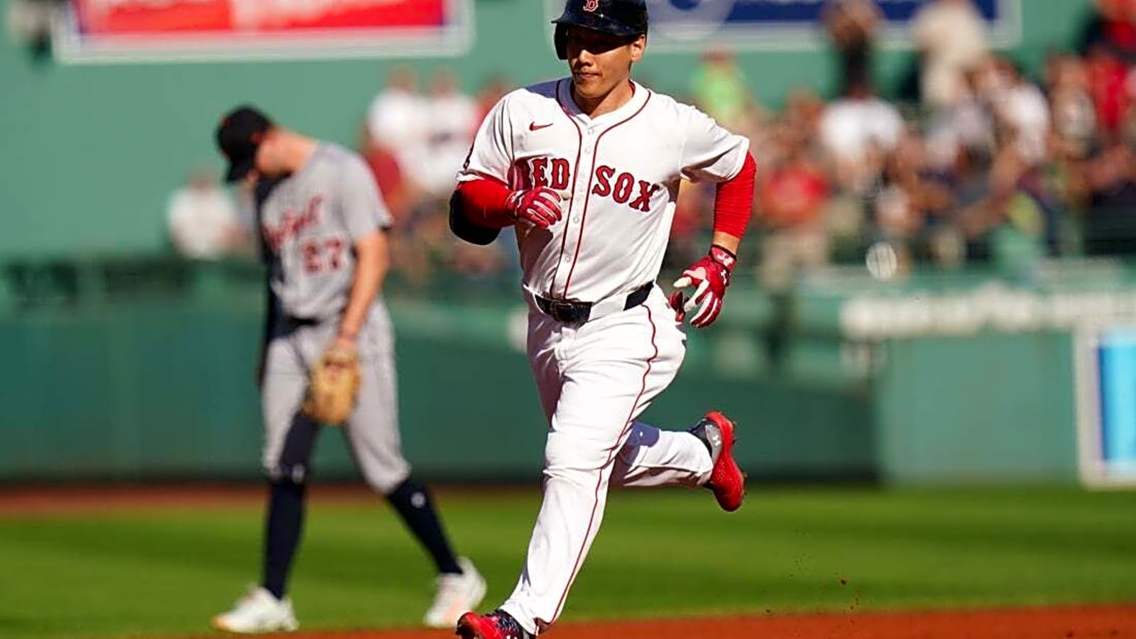 Red Sox beat Tigers; both teams are wild-card teams