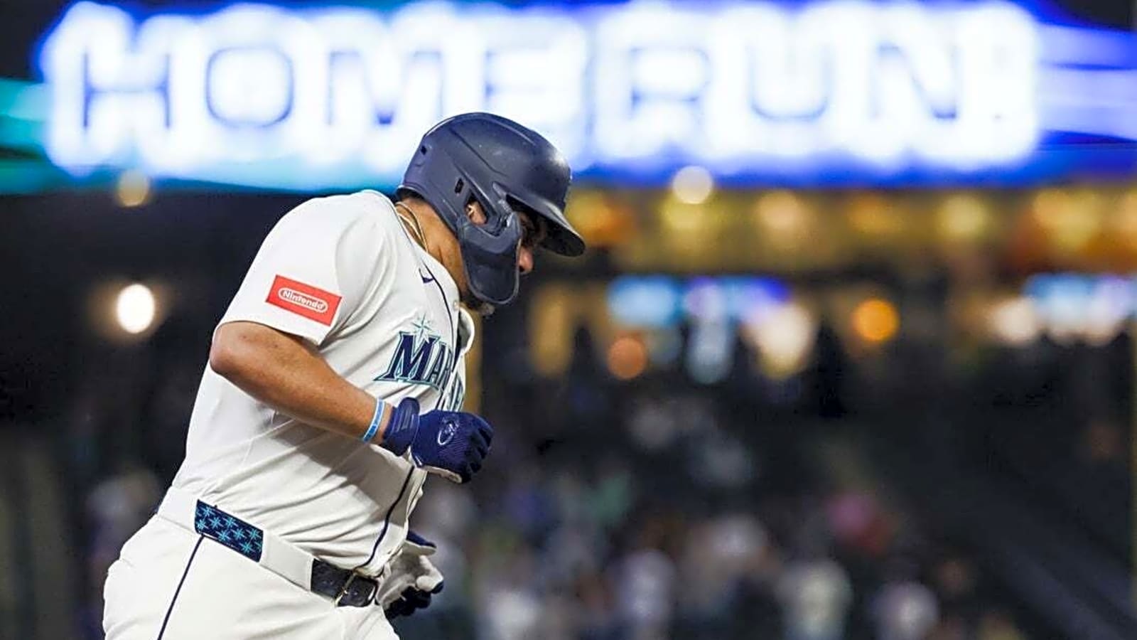 Josh Naylor, Mariners look to sweep visiting Cardinals
