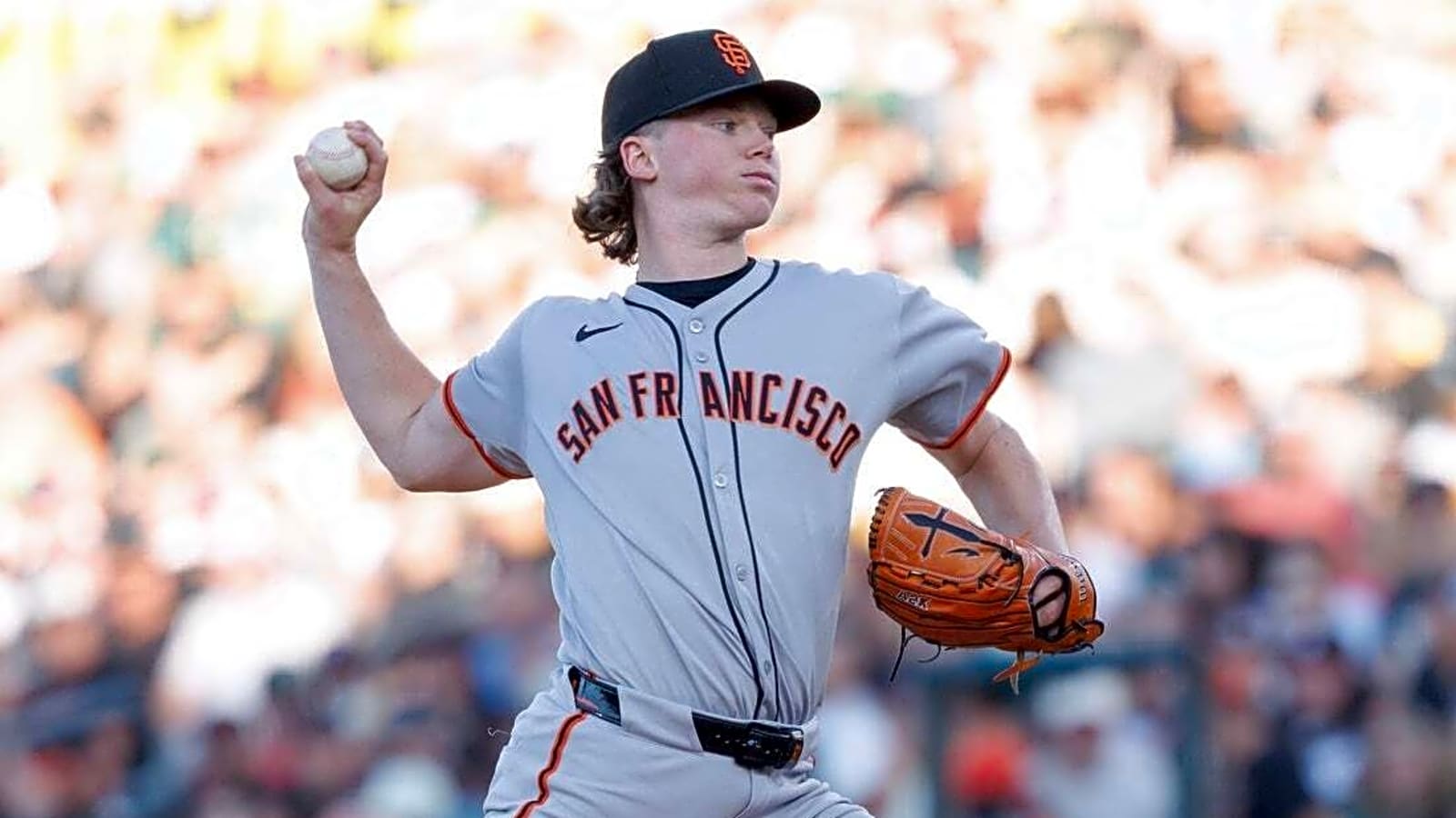 Giants top Athletics to take series