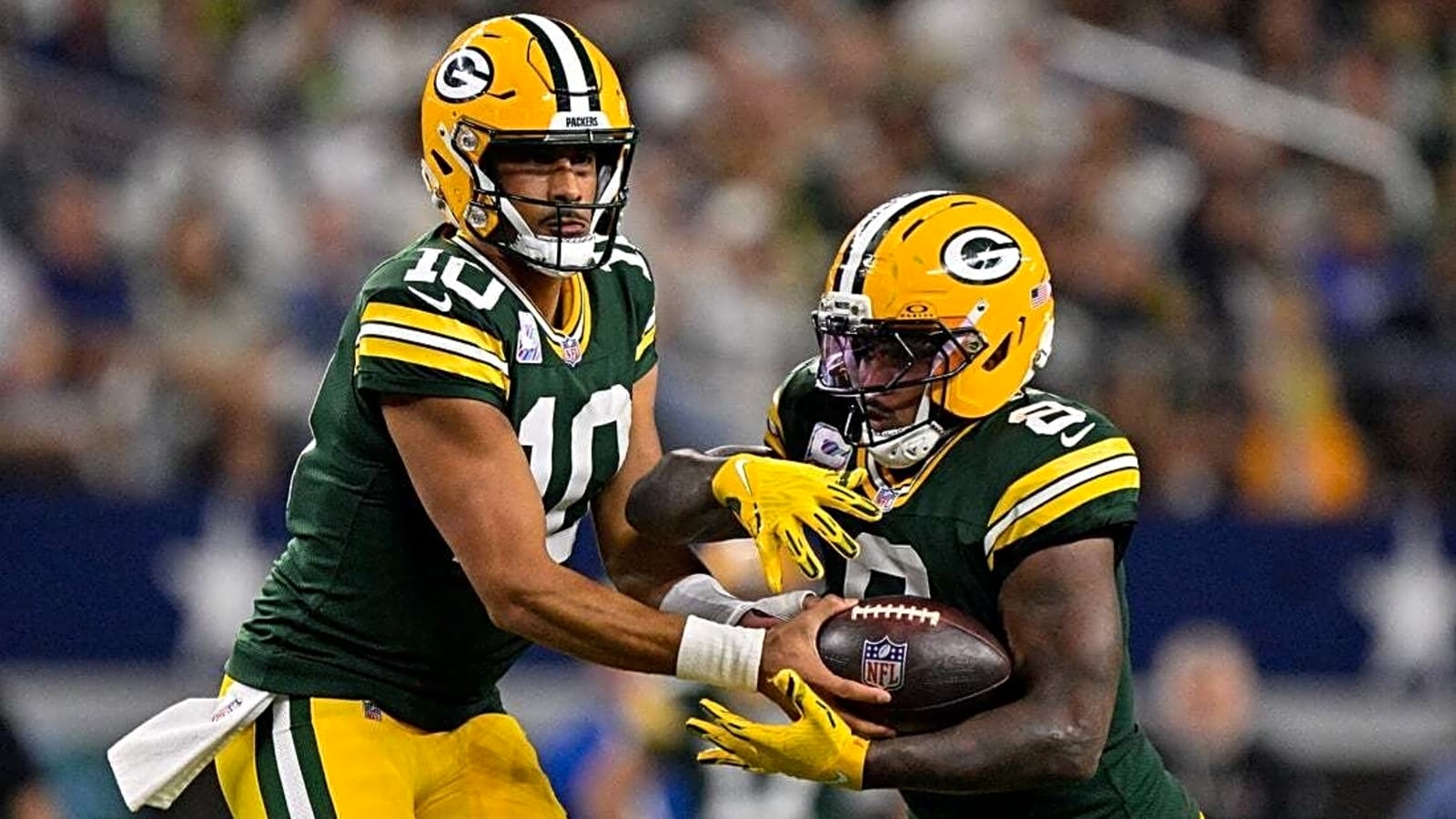 Packers RB Josh Jacobs participates in practice