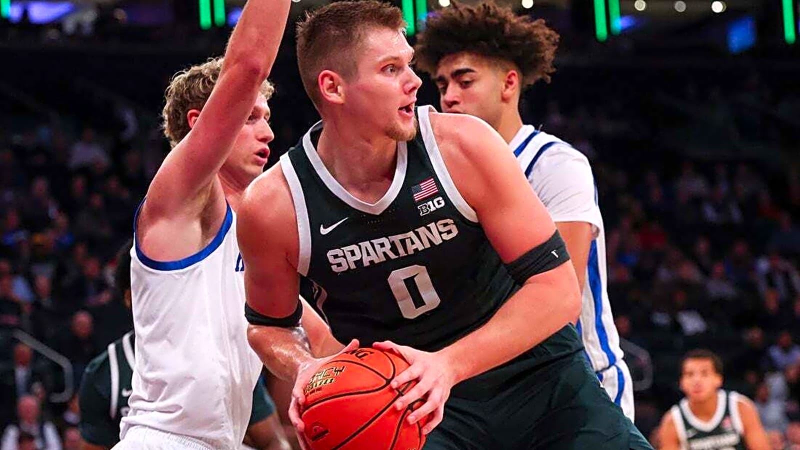 No. 17 Michigan State cruises past No. 12 Kentucky in NY