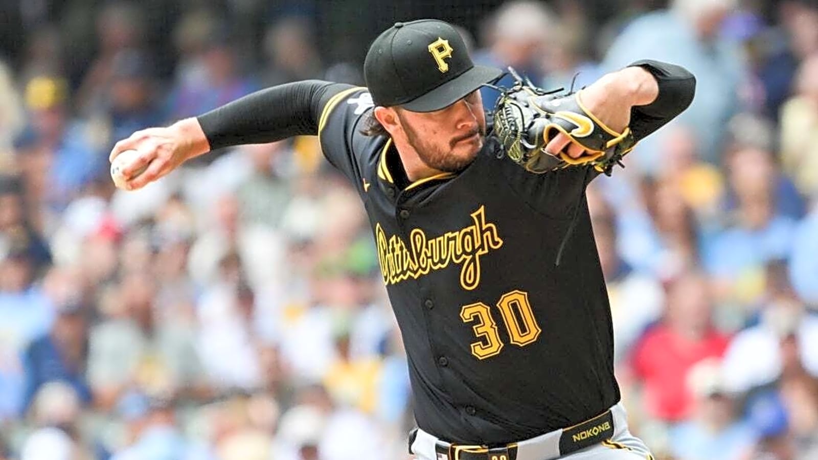 Pirates aim to extend blowout binge against Cardinals