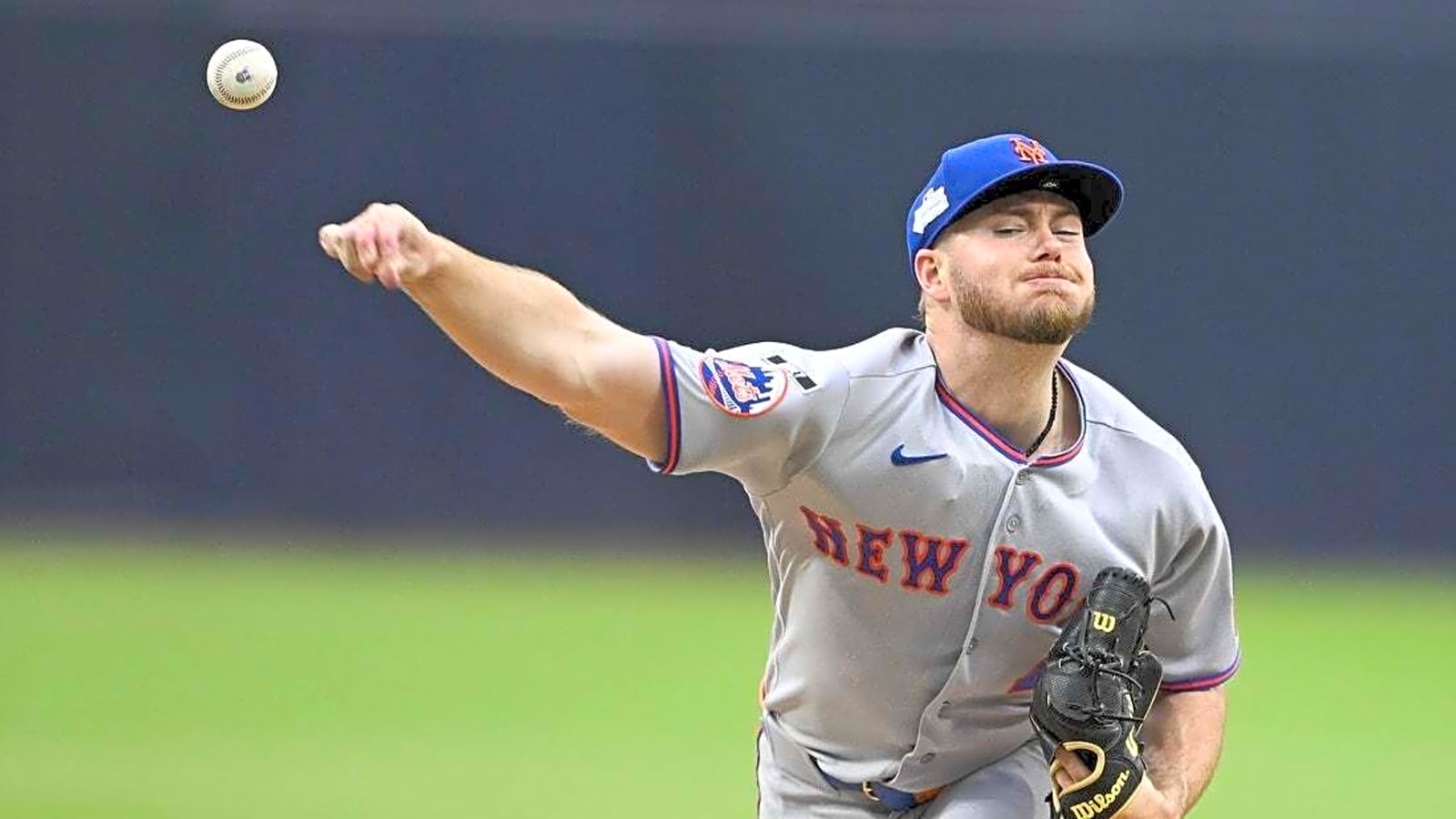 Christian Scott, Mets stifle scuffling Padres