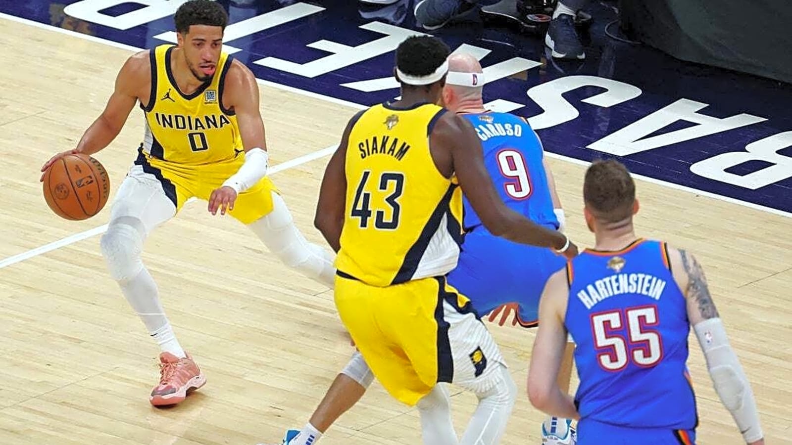 Backups bring down the house, Pacers take 2-1 Finals lead