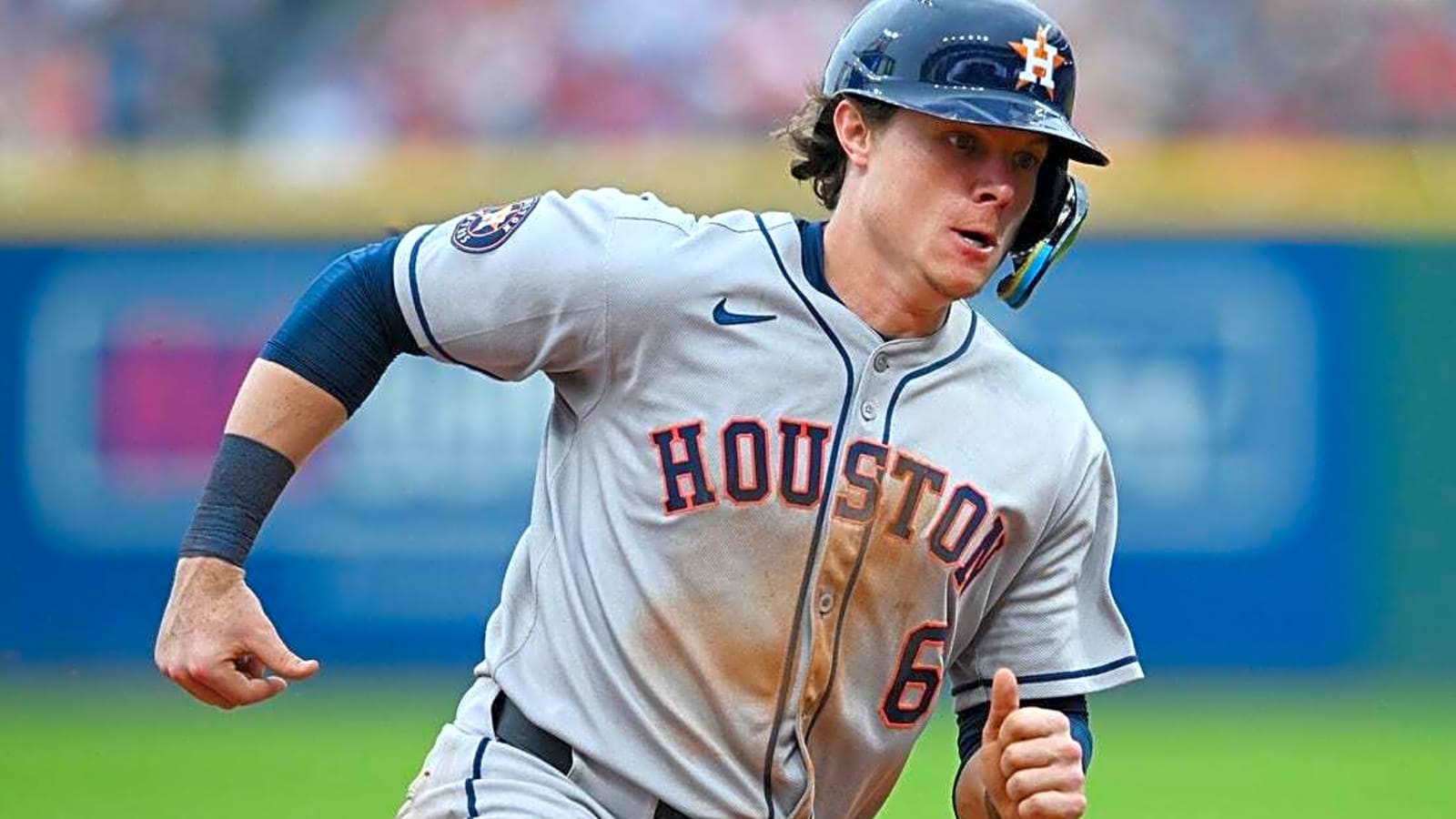 Astros ride road success into home series against White Sox