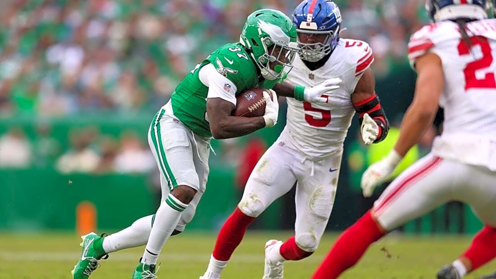 Giants DE Kayvon Thibodeaux (shoulder) out vs. Patriots