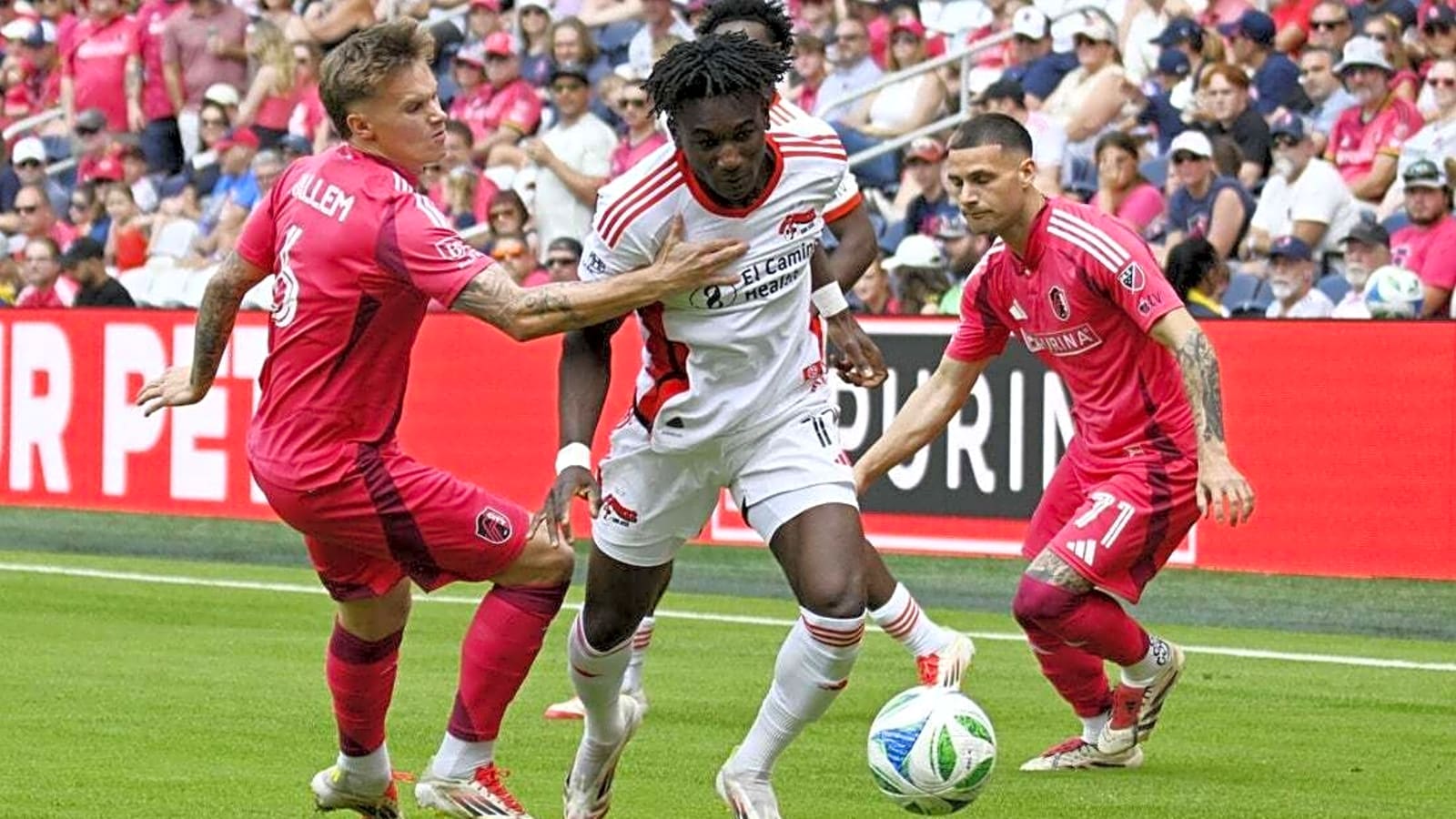 Earthquakes F Ousseni Bouda signs extension