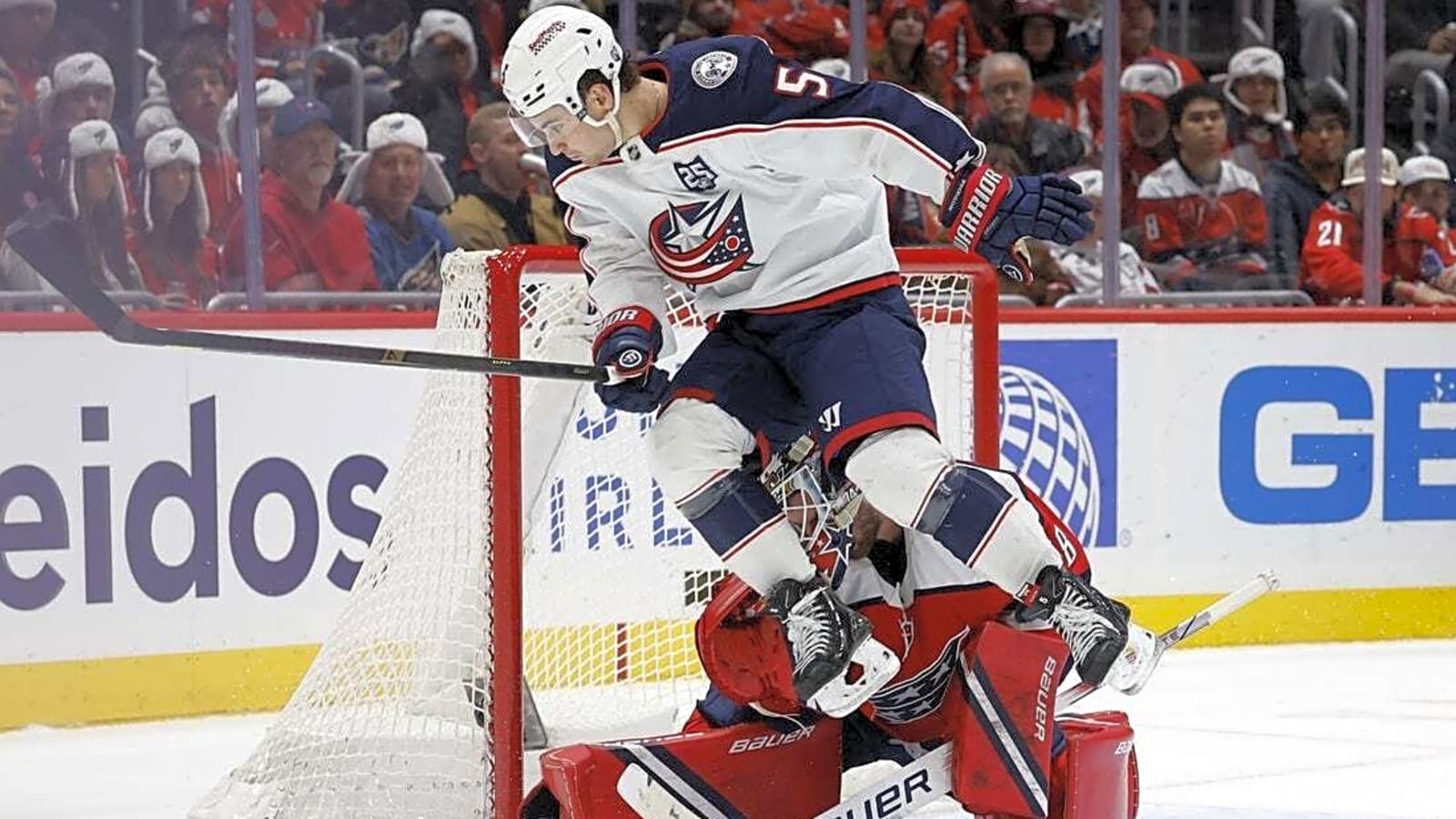 Logan Thompson and Caps keep rolling, blank Jackets