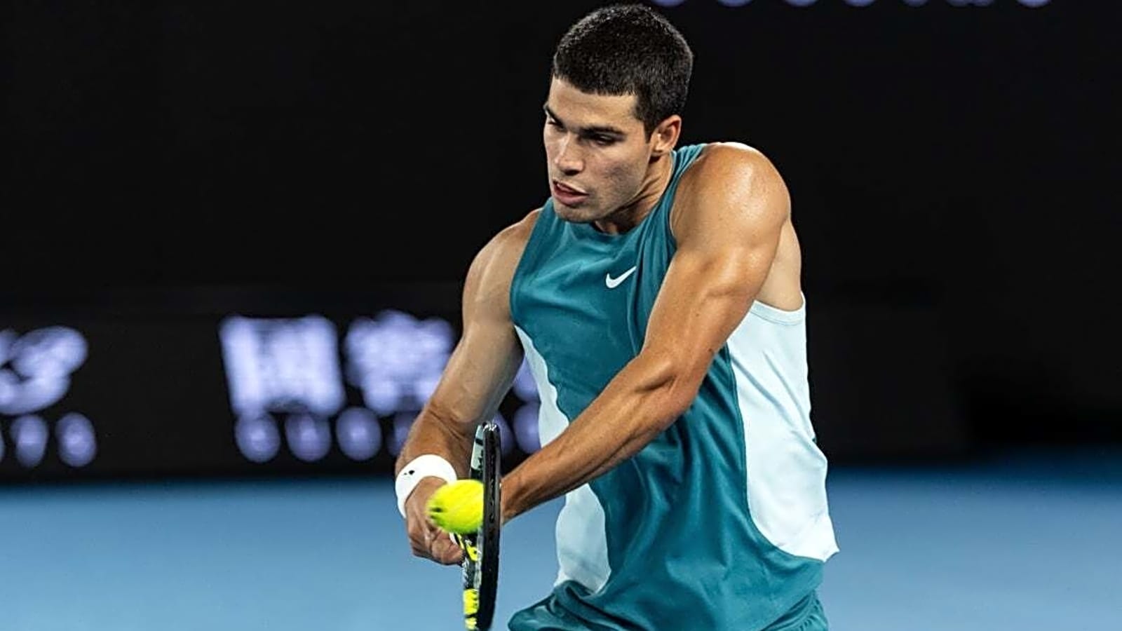 ATP roundup: Carlos Alcaraz continues win streak at London opener