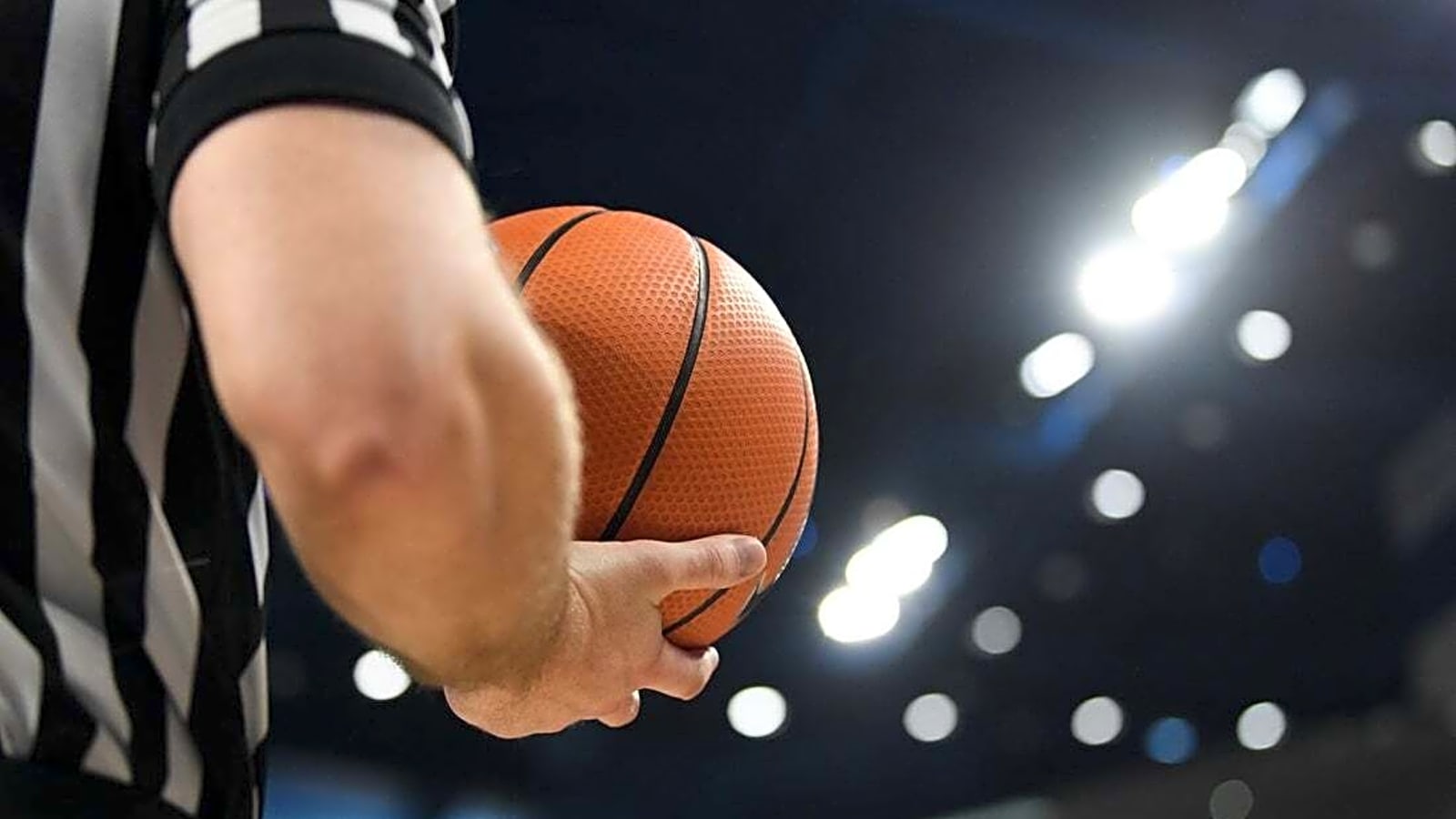NCAA rescinds rule change, reinstates athlete betting ban