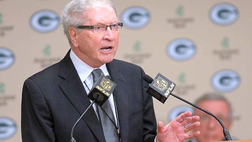 Former Packers exec Bob Harlan dies at 89