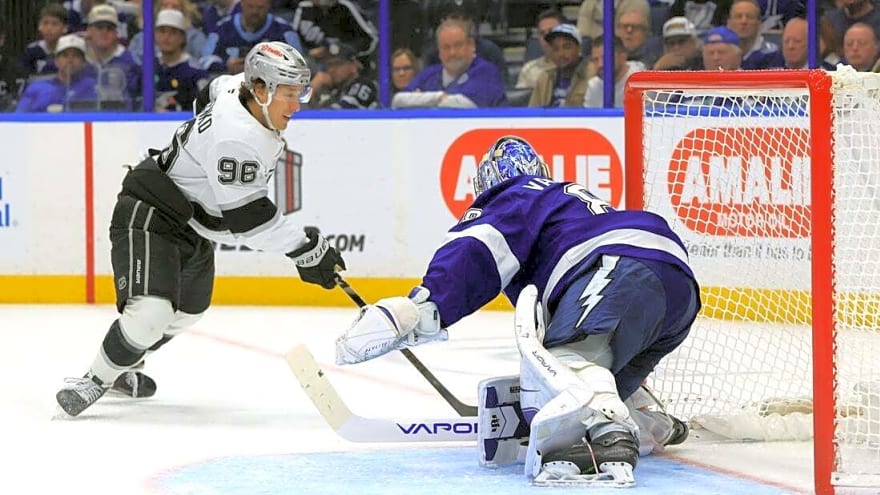 Streaky Lightning eager to end skid in clash vs. Hurricanes