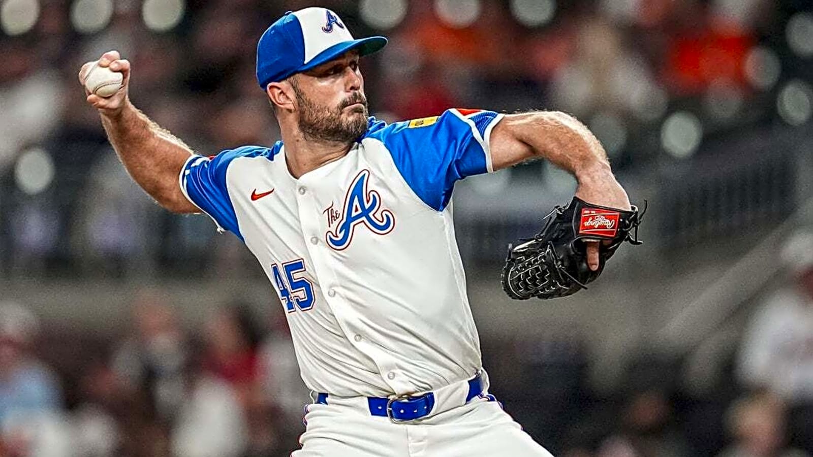 Braves re-sign RHP Tyler Kinley