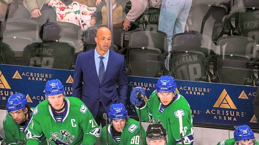 AHL coach Manny Malhotra promoted to lead Canucks