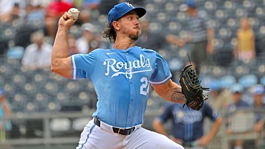 Royals RHP Michael Lorenzen (illness) scratched from start