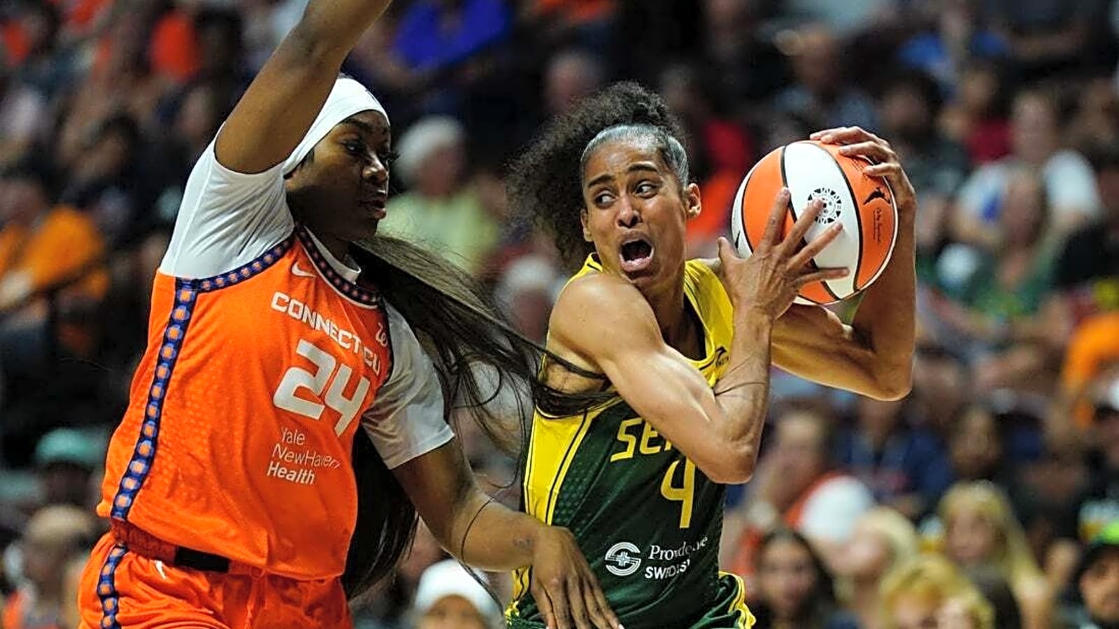 Skylar Diggins&#39; triple-double leads Storm past Sun
