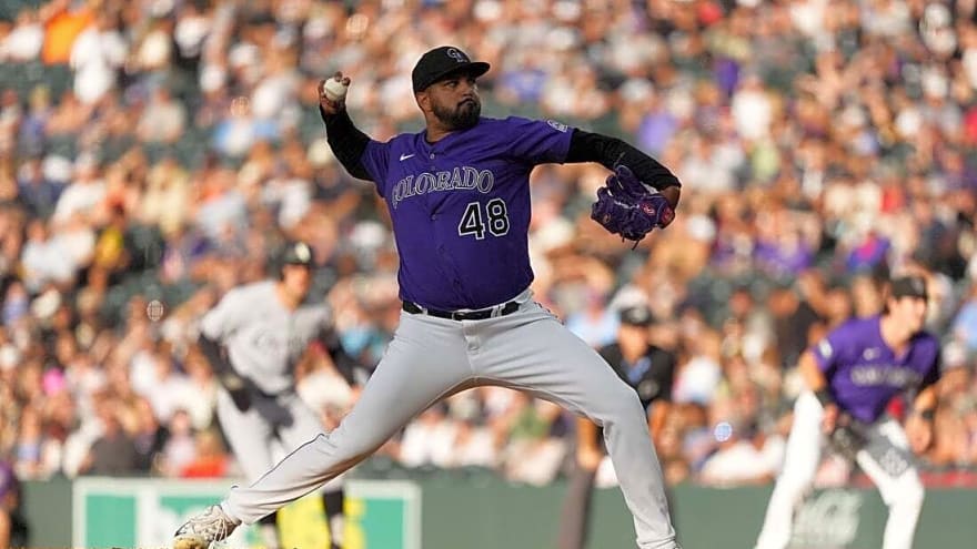 Report: Padres agree to deal with RHP German Marquez