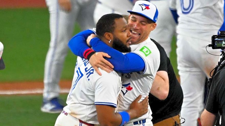 George Springer&#39;s Game 7 blast sends Jays past M&#39;s, into World Series