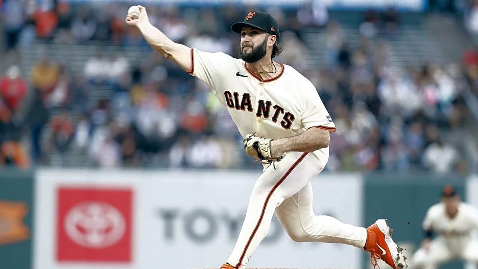 Newly promoted Trevor McDonald pitches Giants past Padres