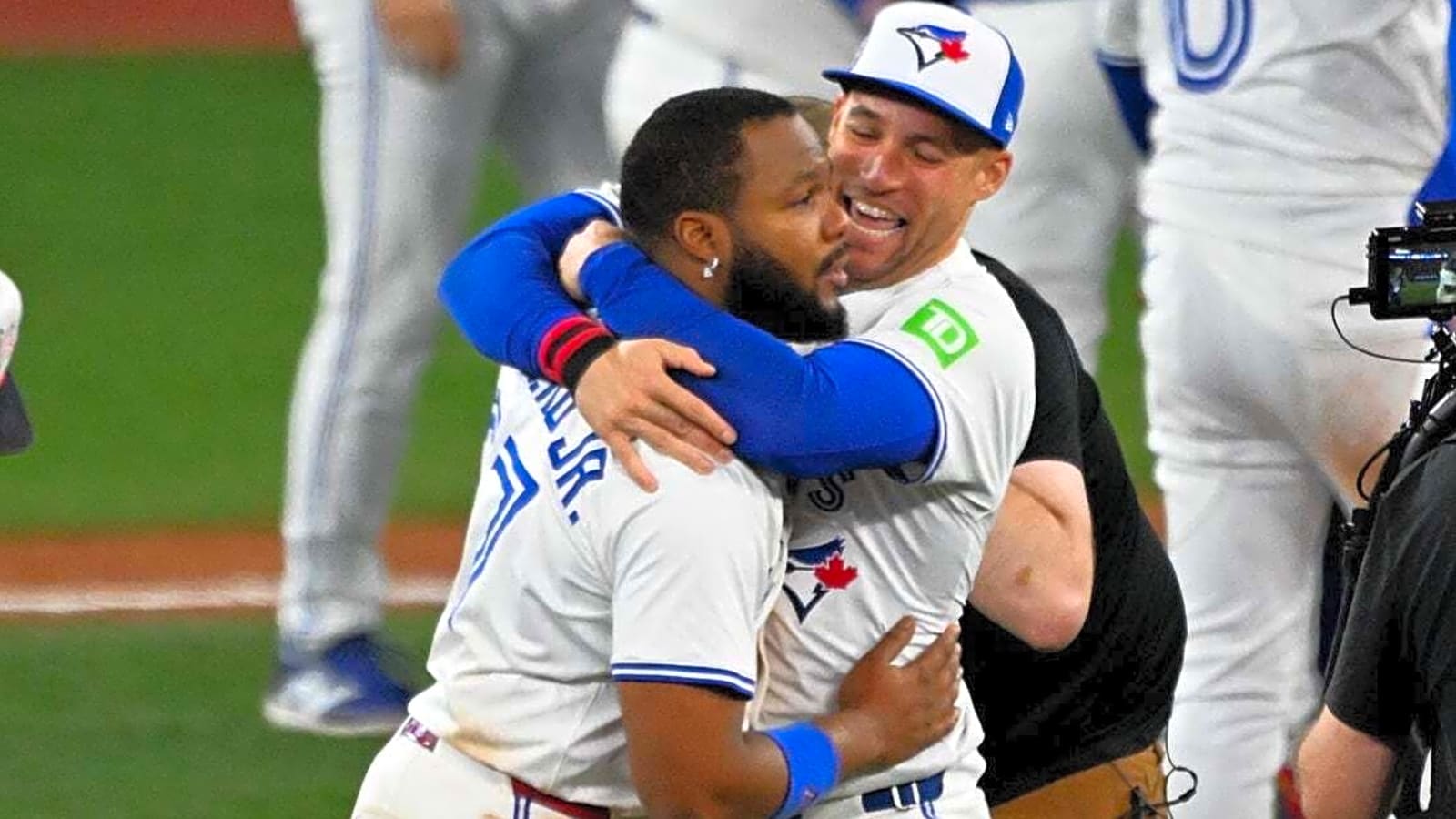 George Springer&#39;s Game 7 blast sends Jays past M&#39;s, into World Series