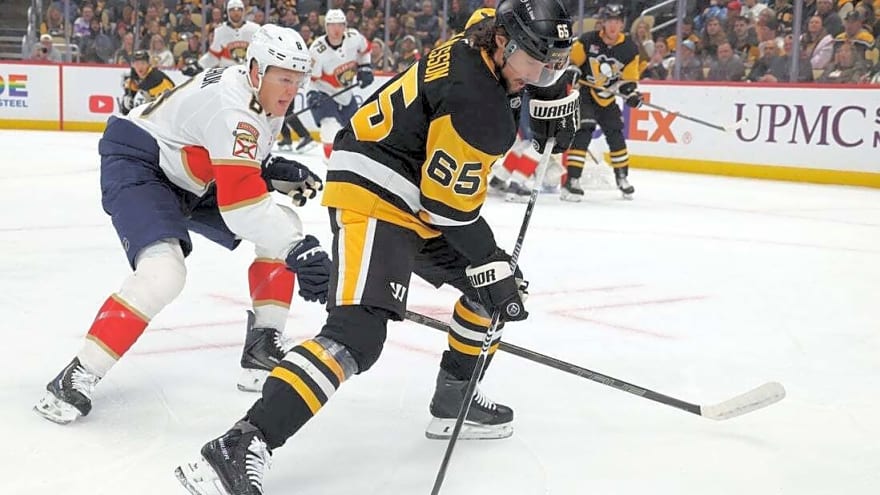 Arturs Silovs stops 26 shots as Penguins blank Panthers