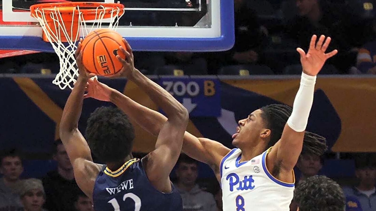 Amarri Monroe's 25 points help Quinnipiac stun Pitt