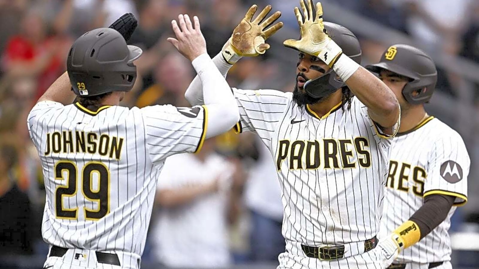 Padres face Royals, pursue first series win in two weeks