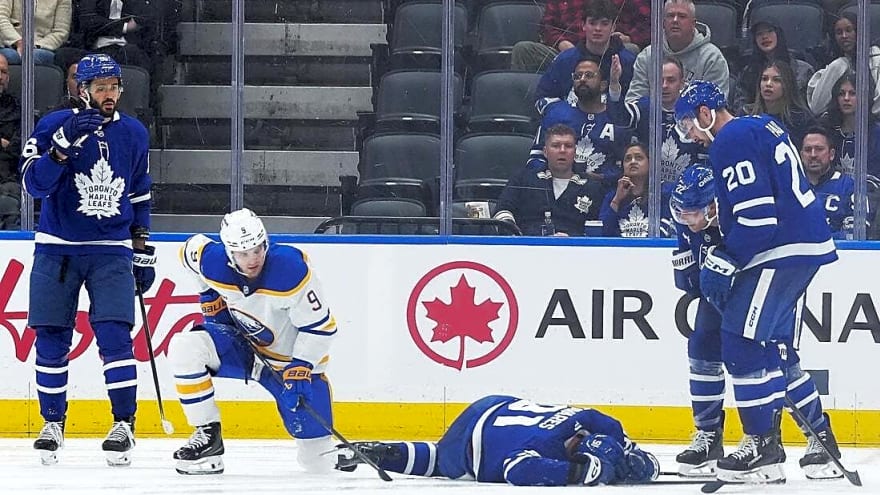 Maple Leafs F John Tavares (lower body) is week-to-week