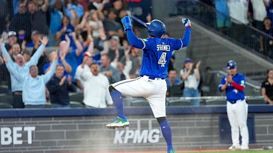 Blue Jays rally late to take rubber match vs. Twins