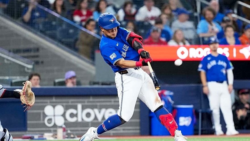 Blue Jays hold on to get one back from Guardians