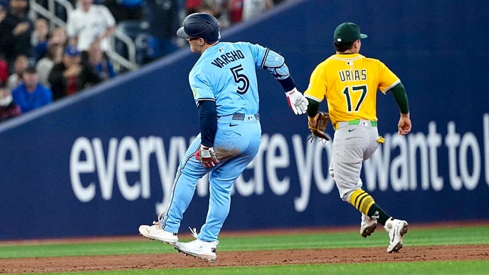 Blue Jays OF Daulton Varsho (hamstring) exits vs. Athletics
