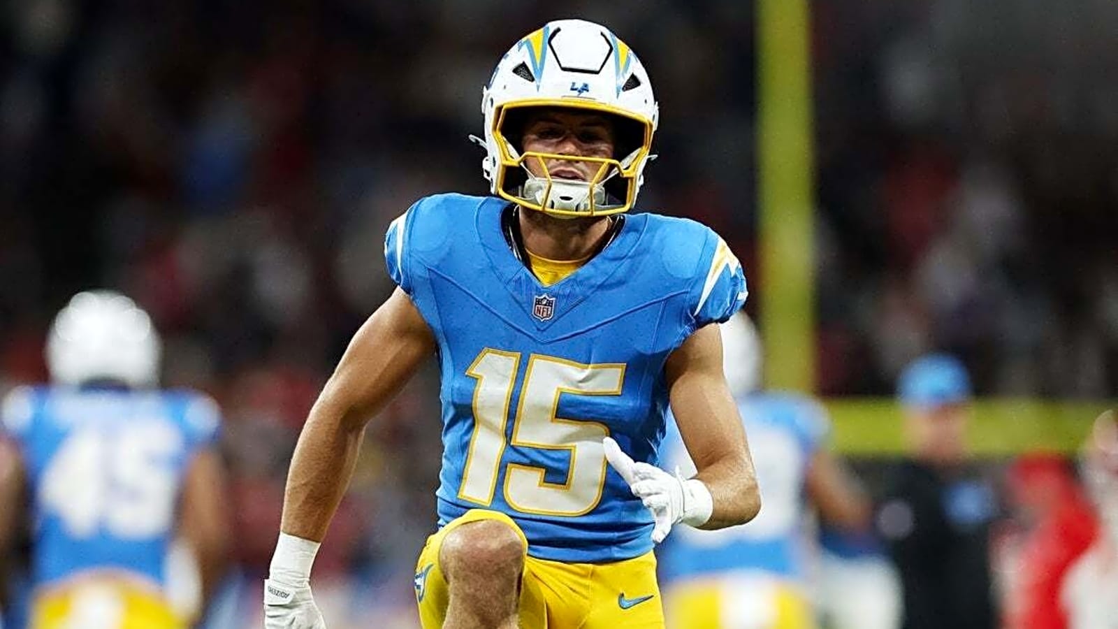 Justin Herbert tosses 3 TDs as Chargers edge Chiefs in Sao Paulo