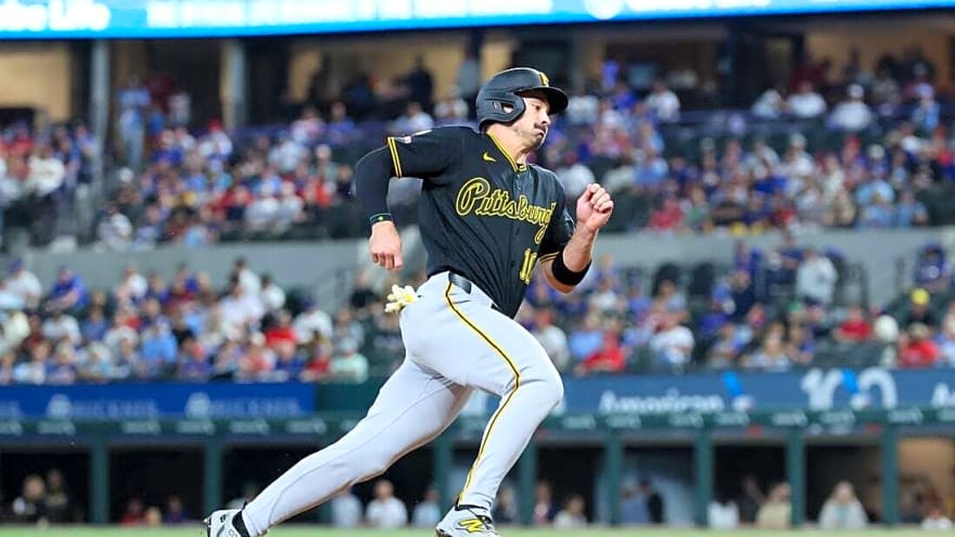 Oneil Cruz's HR caps Pirates' ninth-inning rally for win over Rangers