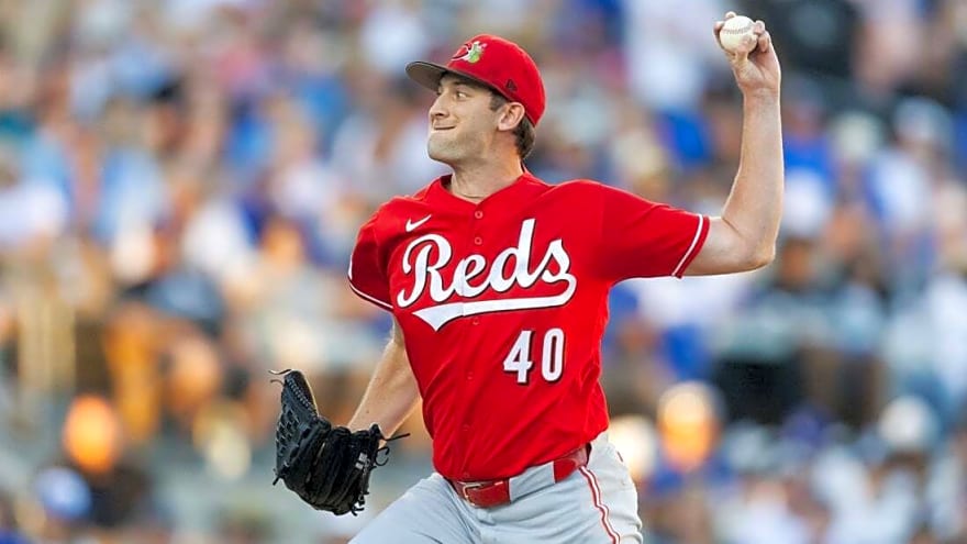 Skidding Reds get back Nick Lodolo for start against Astros