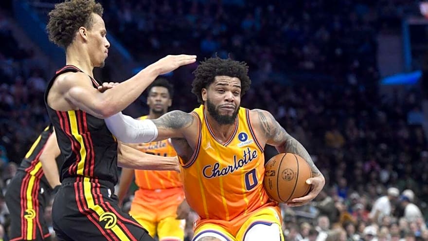 Hornets bring extended win streak into clash with new-look Hawks