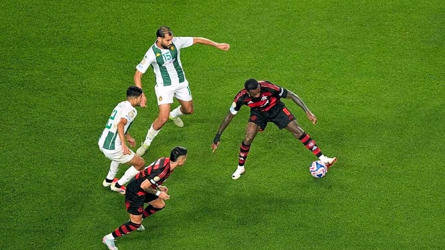 Flamengo open Club World Club with 2-0 win over Esperance