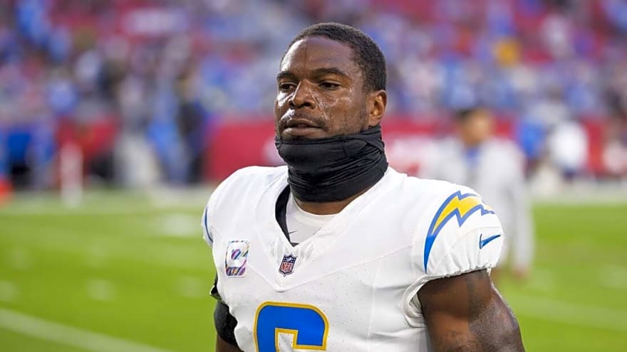 Chargers LB Denzel Perryman facing weapons charges