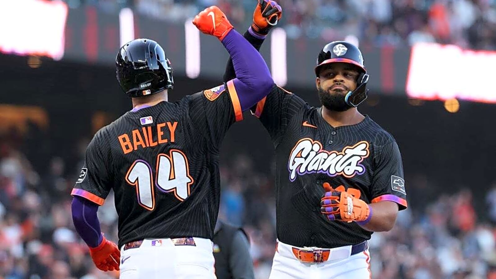 Padres get by Giants in 10th inning again