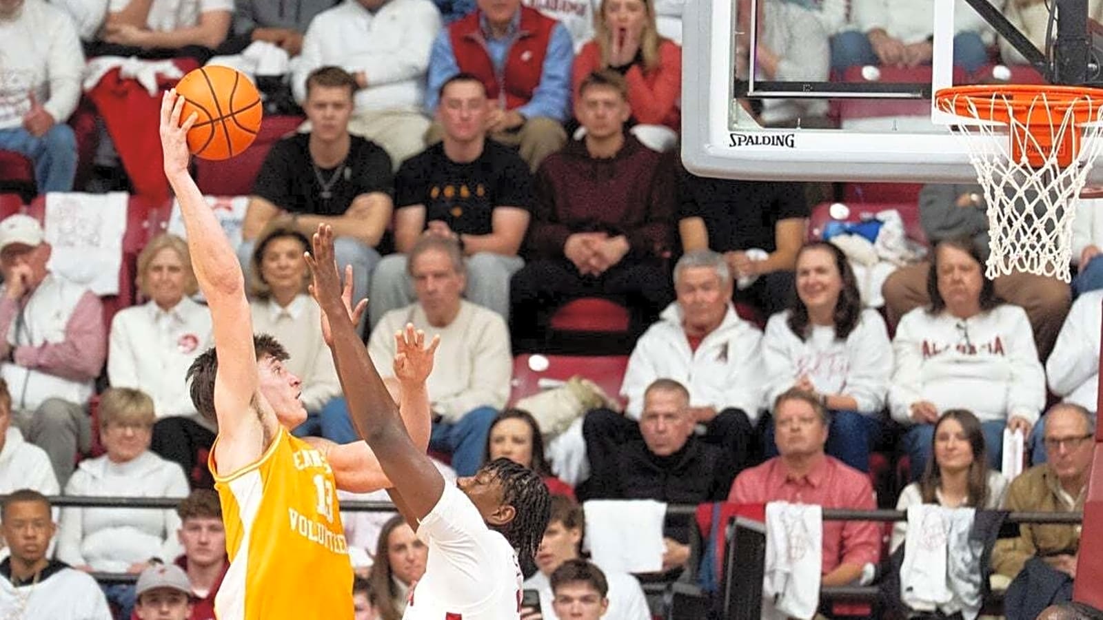 Tennessee's matchup with Auburn offers J.P. Estrella chance for encore